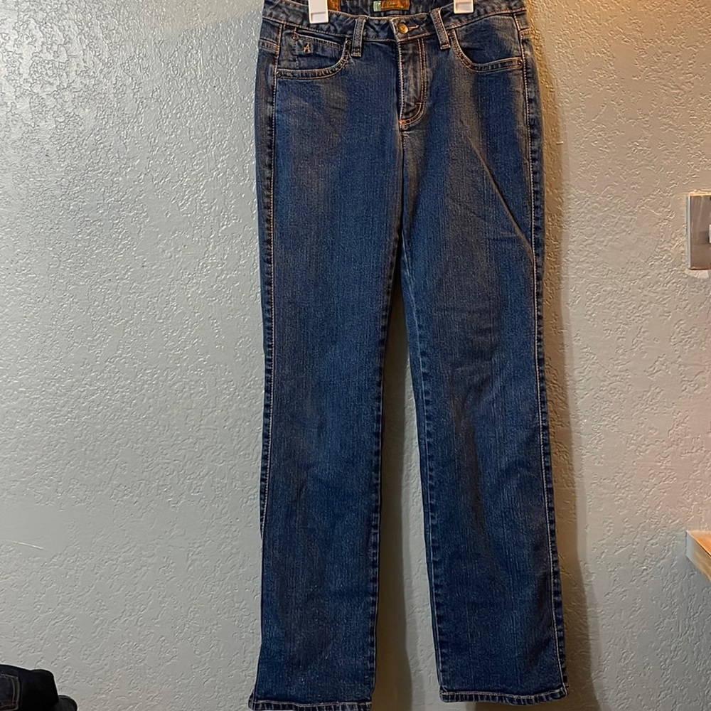 Aura jeans